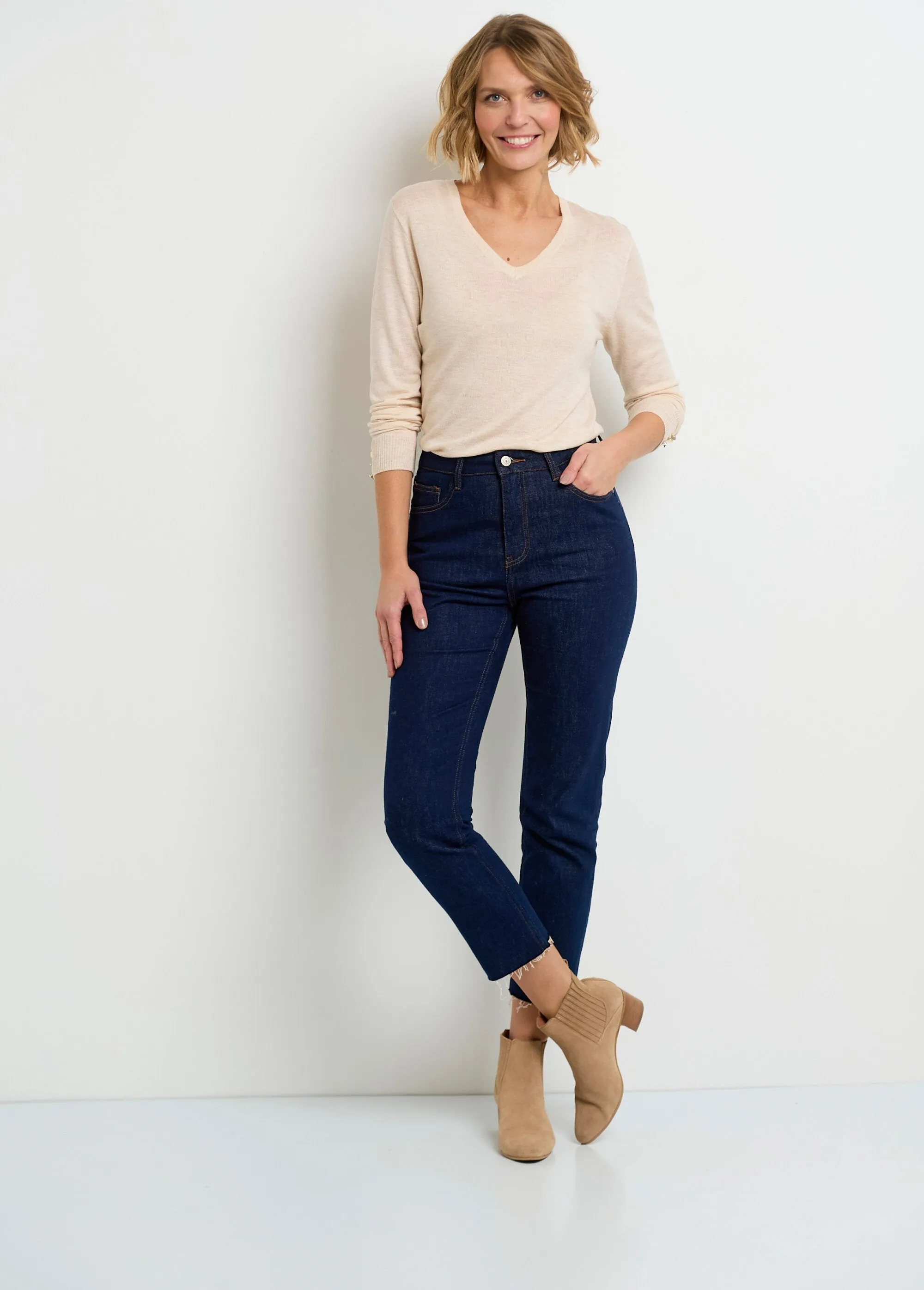5-pocket jeans, 7/8 length, frayed hem