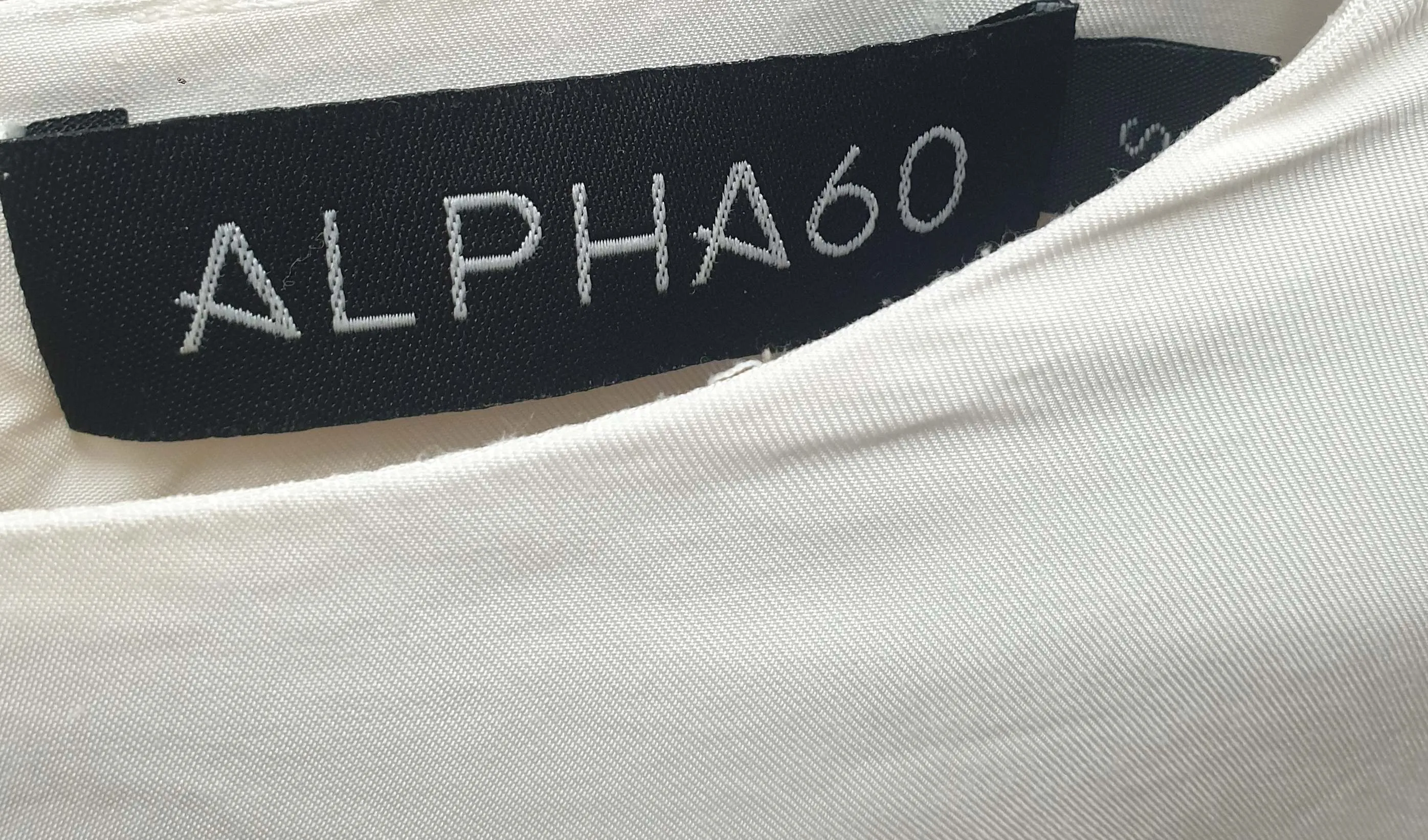 Alpha 60 cropped long sleeve green print and cream top size S