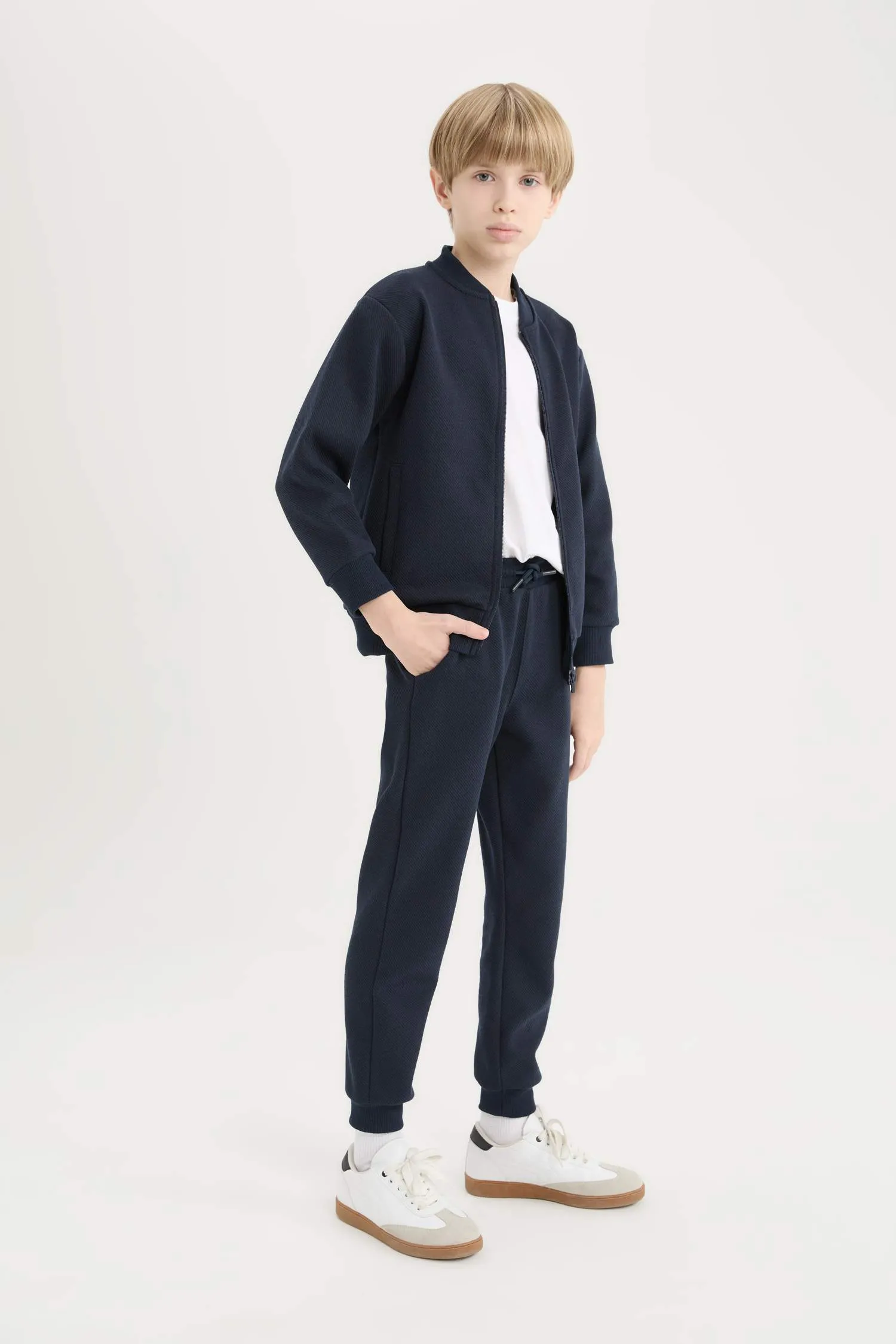 Boy Elastic Waist Basic Sweatpants