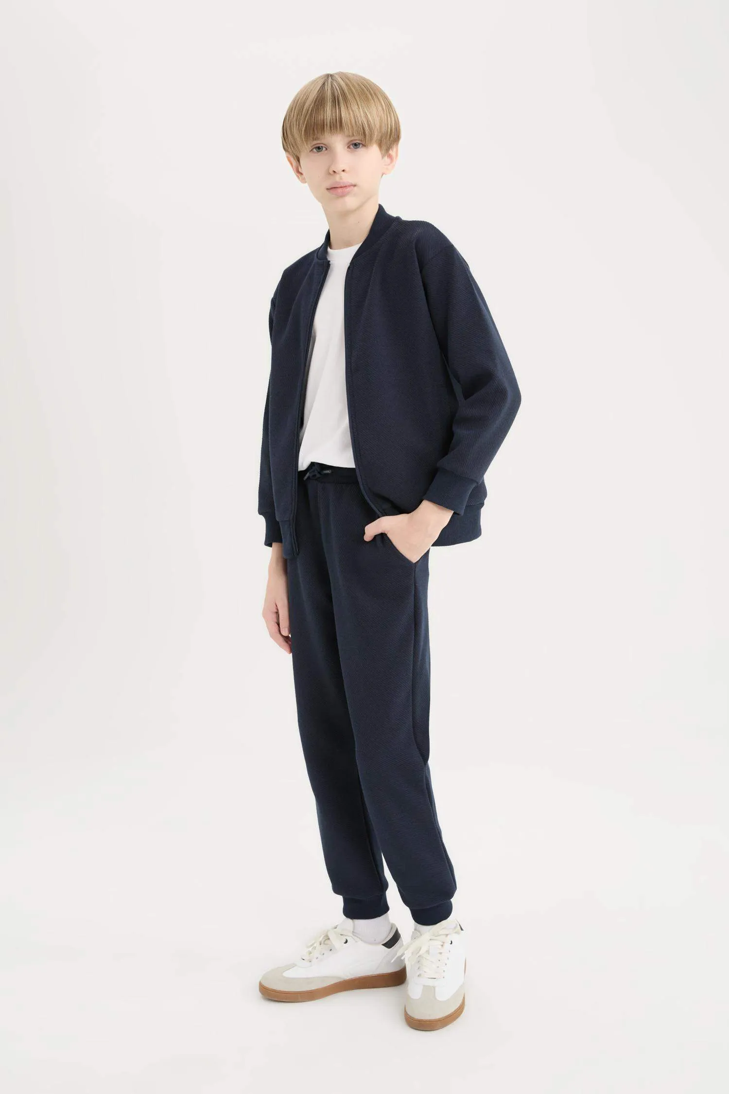 Boy Elastic Waist Basic Sweatpants