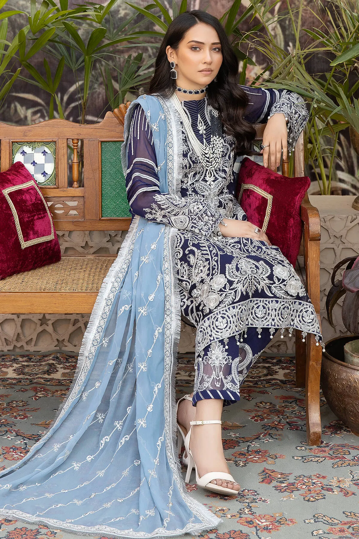 Classic Purple Silver embroidered Pakistani Salwar Kameez Dupatta