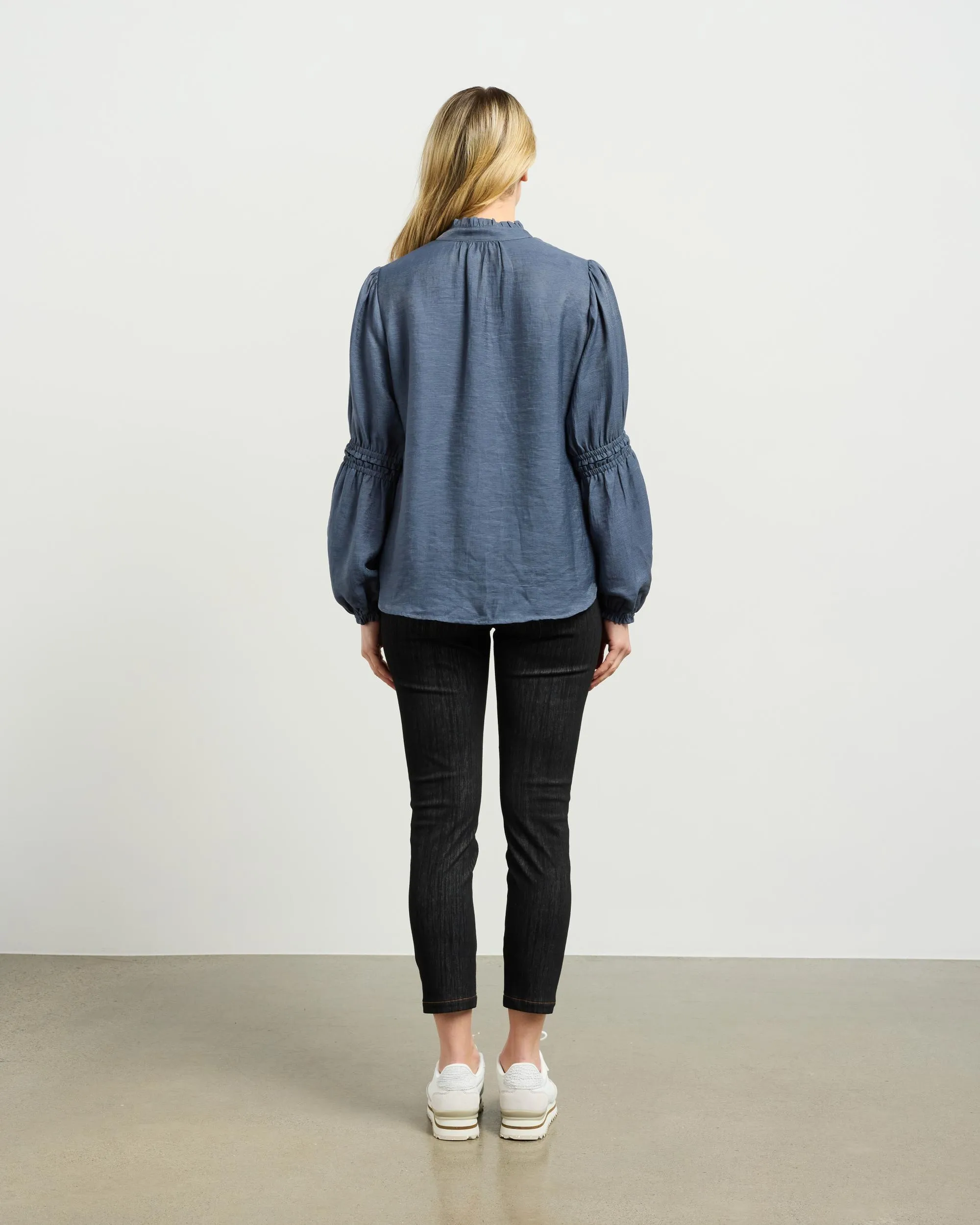 et alia Evelyn Blouse - Smoky Blue