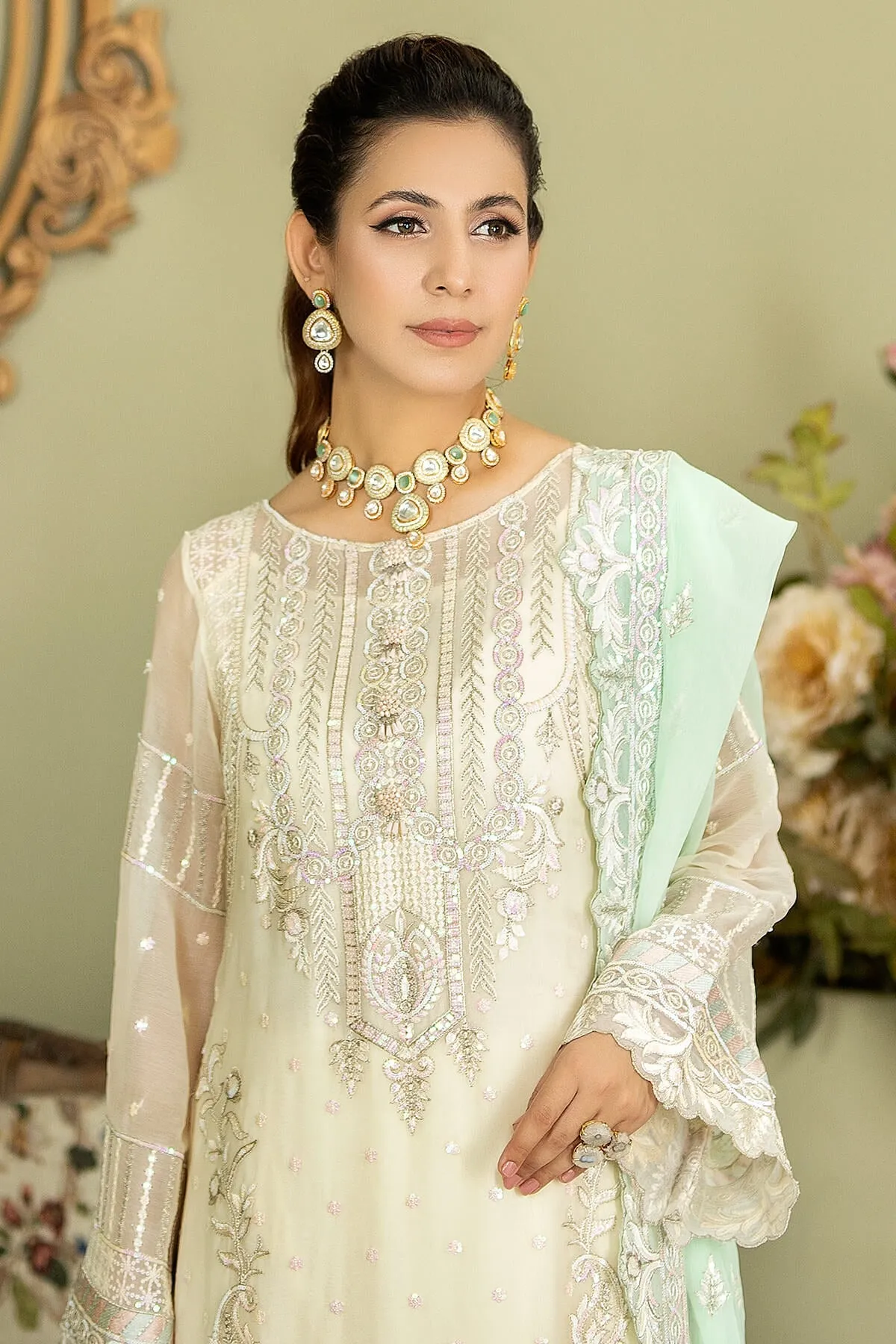 Ivory Heavily Embellished Pakistani Salwar Kameez Dupatta Salwar Suit