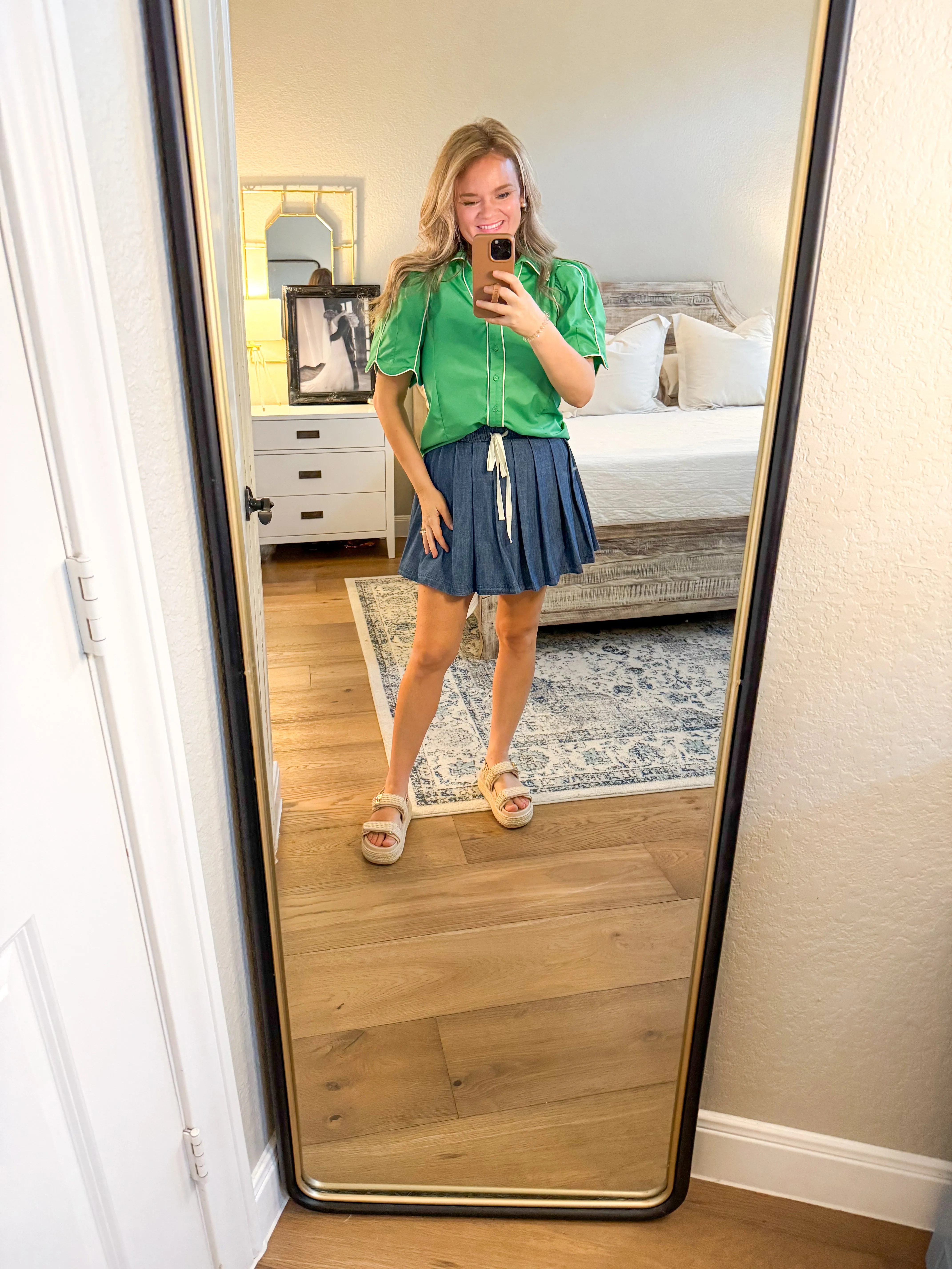 Kelly Green Tulip Blouse