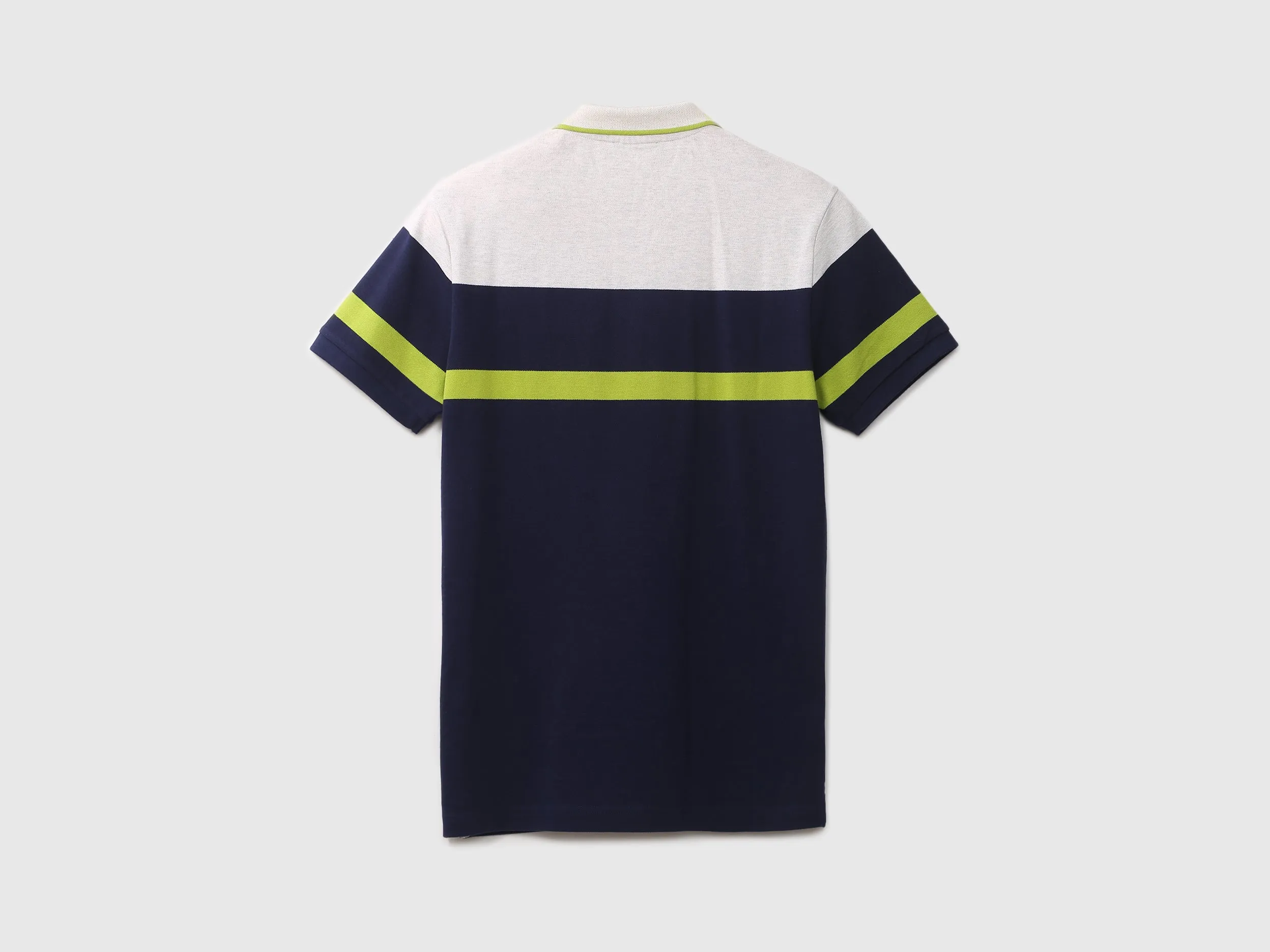 Men Colorblocked Regular Polo T Shirt
