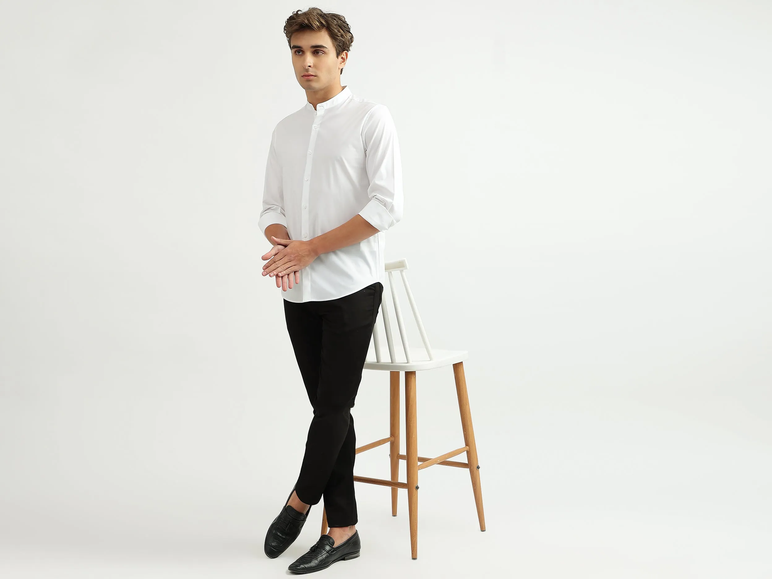 Men Solid Mandarin Collar Shirt