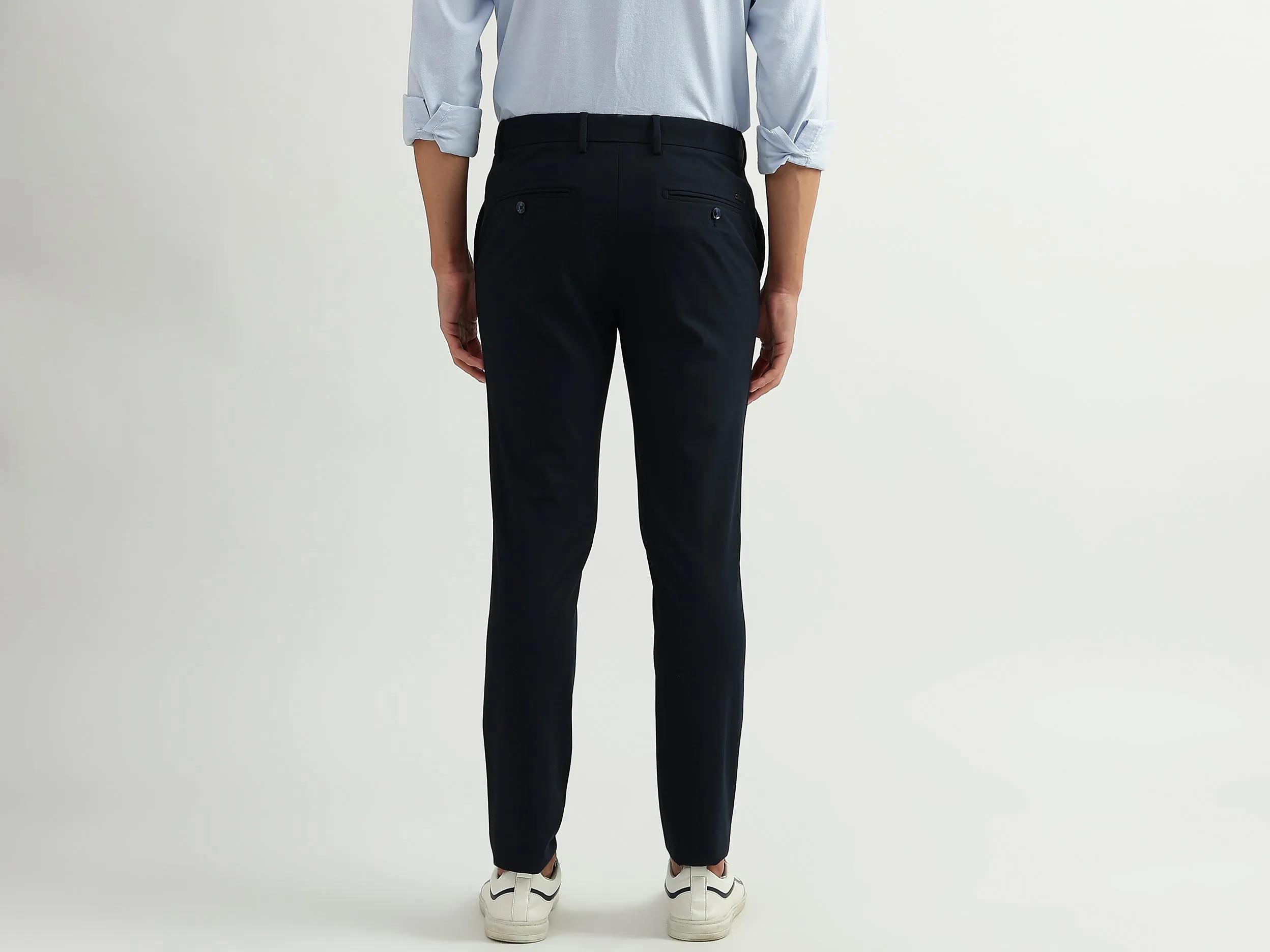 Men Solid Slim Fit Trousers
