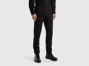 Men's Solid Slim Fit Trousers