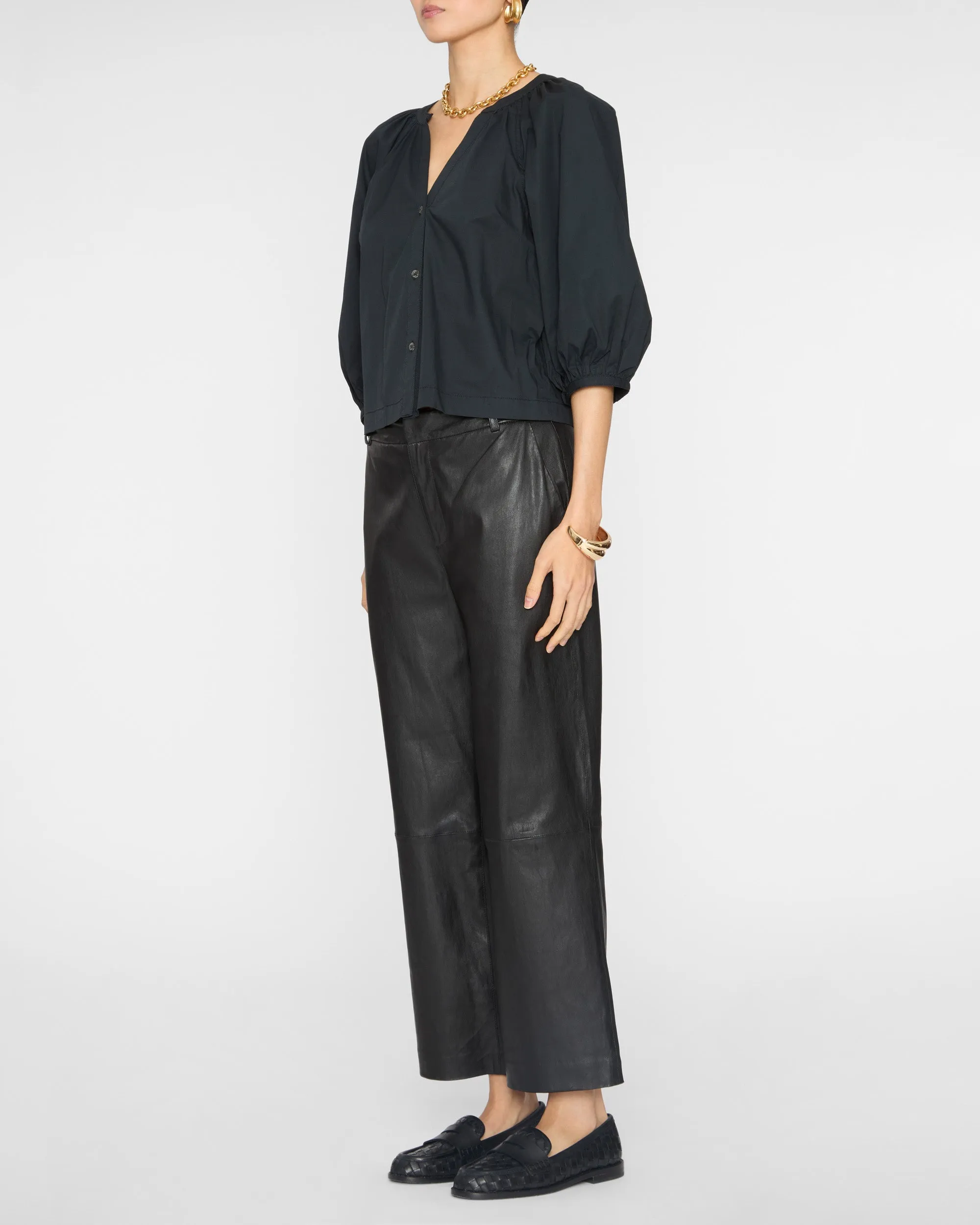 New Dill Top in Black