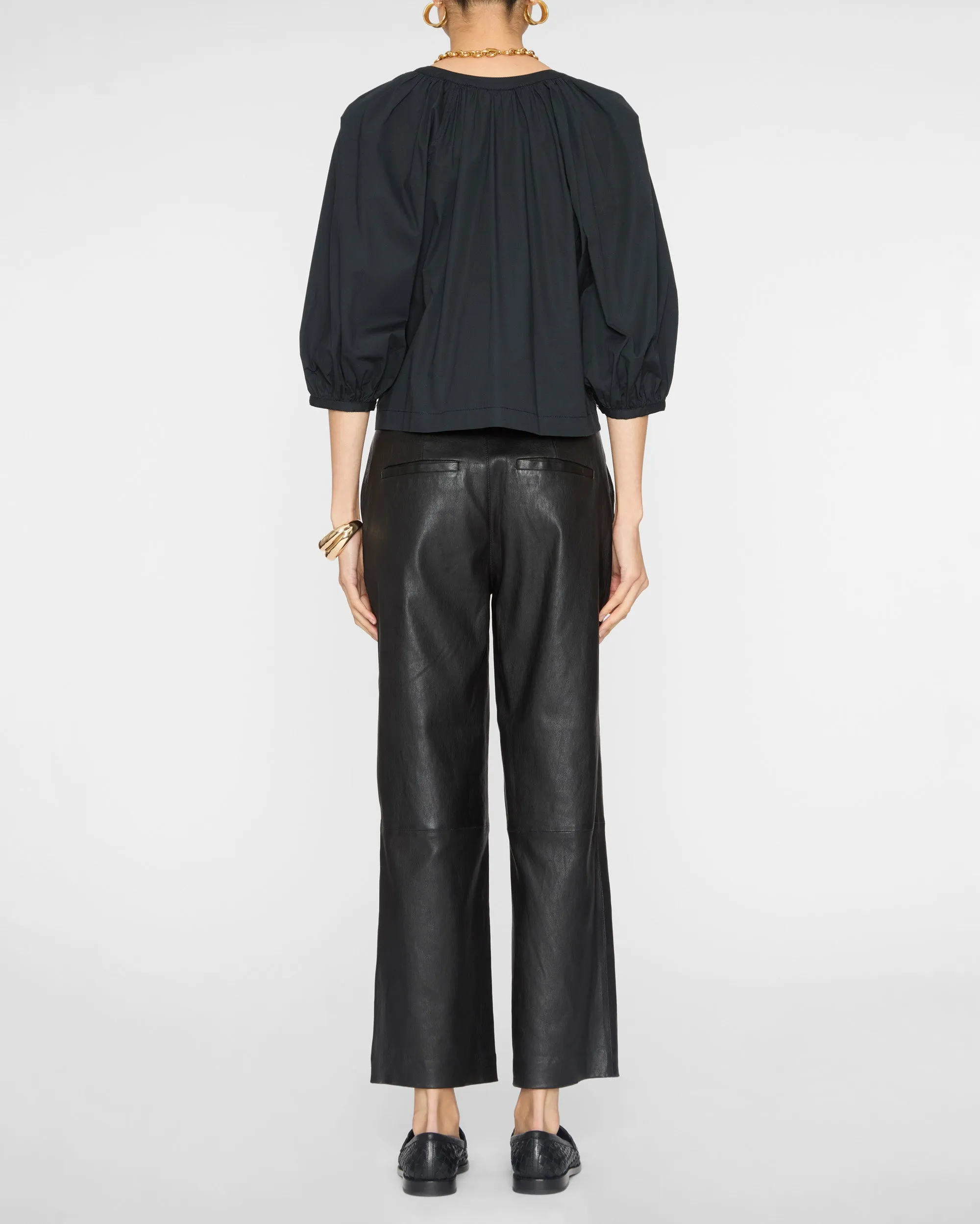 New Dill Top in Black