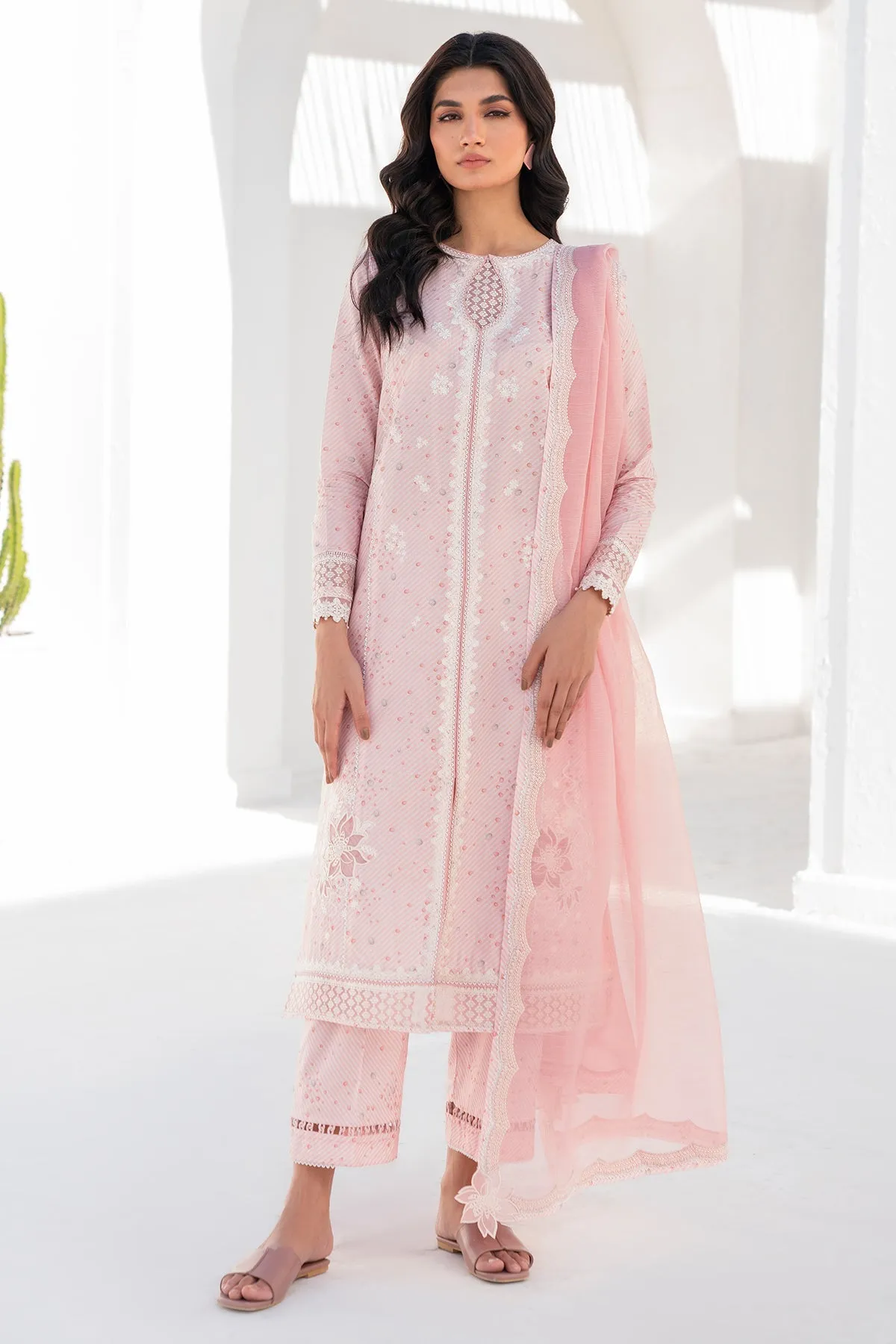 Pakistani Salwar Kameez In Long Kurta Style Tea Pink Party Wear Suit