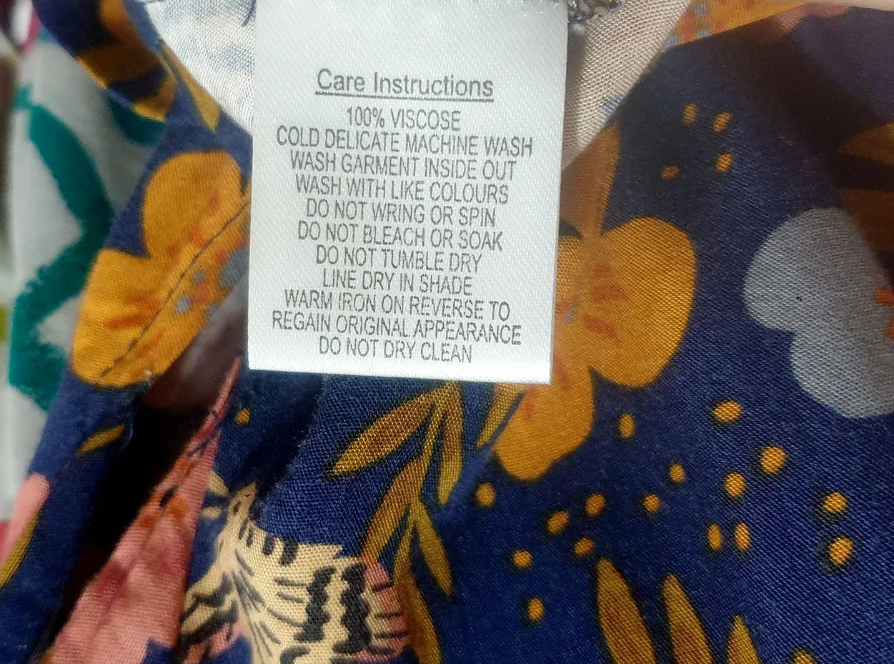 Princess Highway navy print cropped shirt size 10