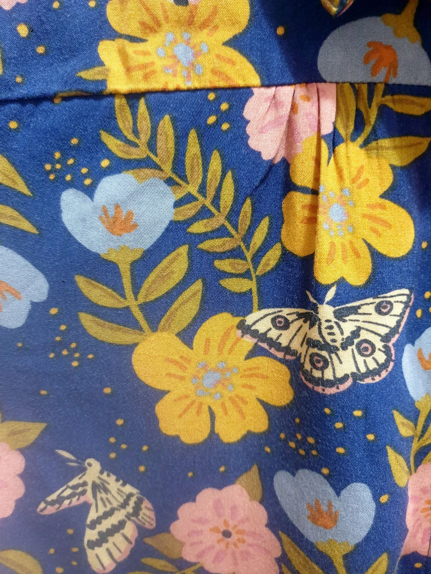 Princess Highway navy print cropped shirt size 10