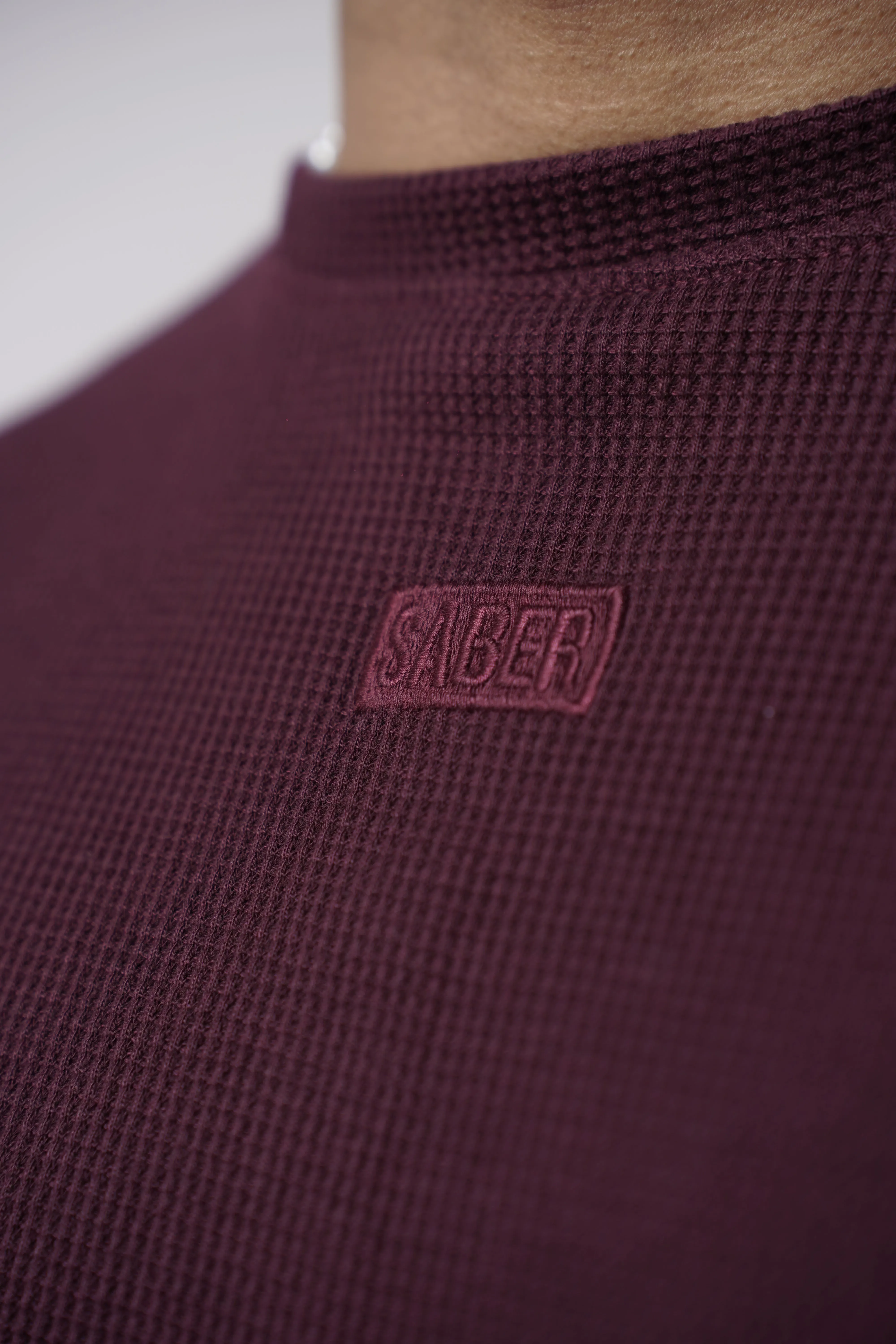 RAW EDGED WAFFLE TEE V2 [WINE]