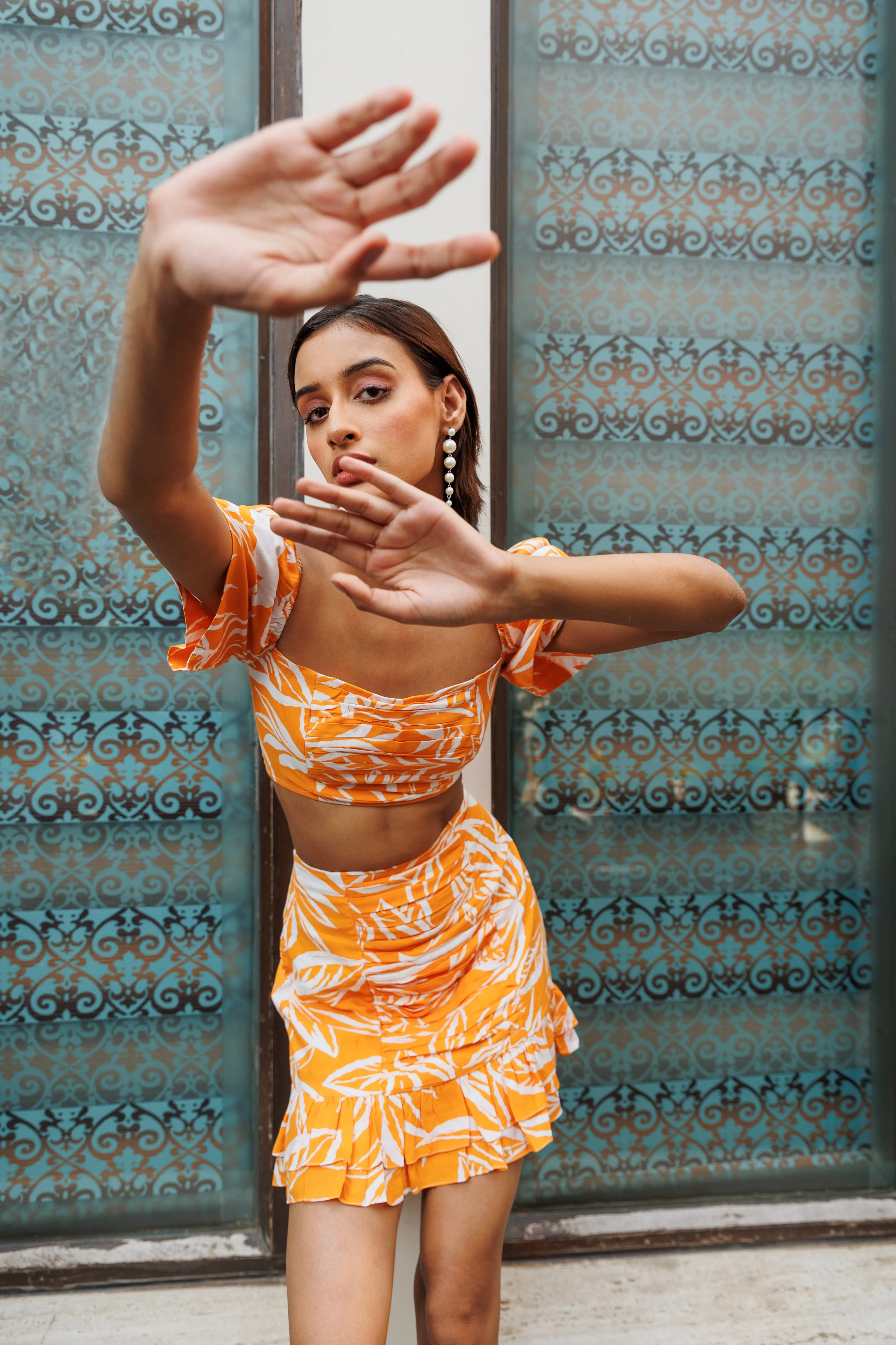 Summer evenings - crop ruched top in yellow