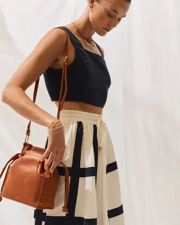 The Amira Top