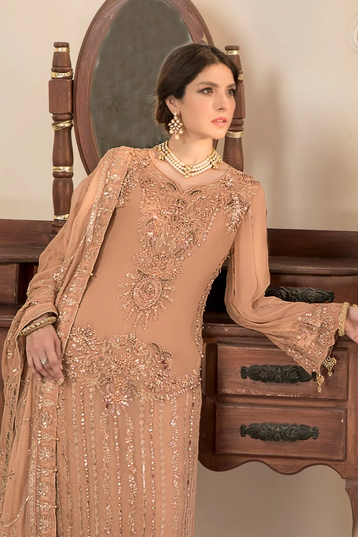 Traditional Gold Embroidered Pakistani Party Wear Salwar Kameez Dupatta
