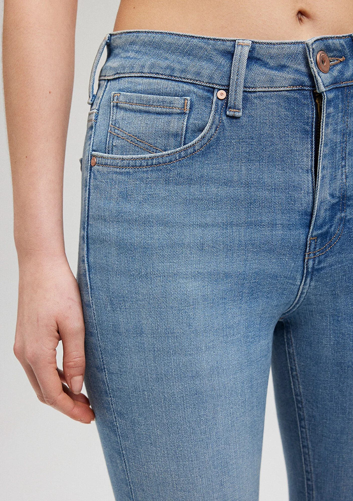 Valenti Mid Gold Denim Jean Pants