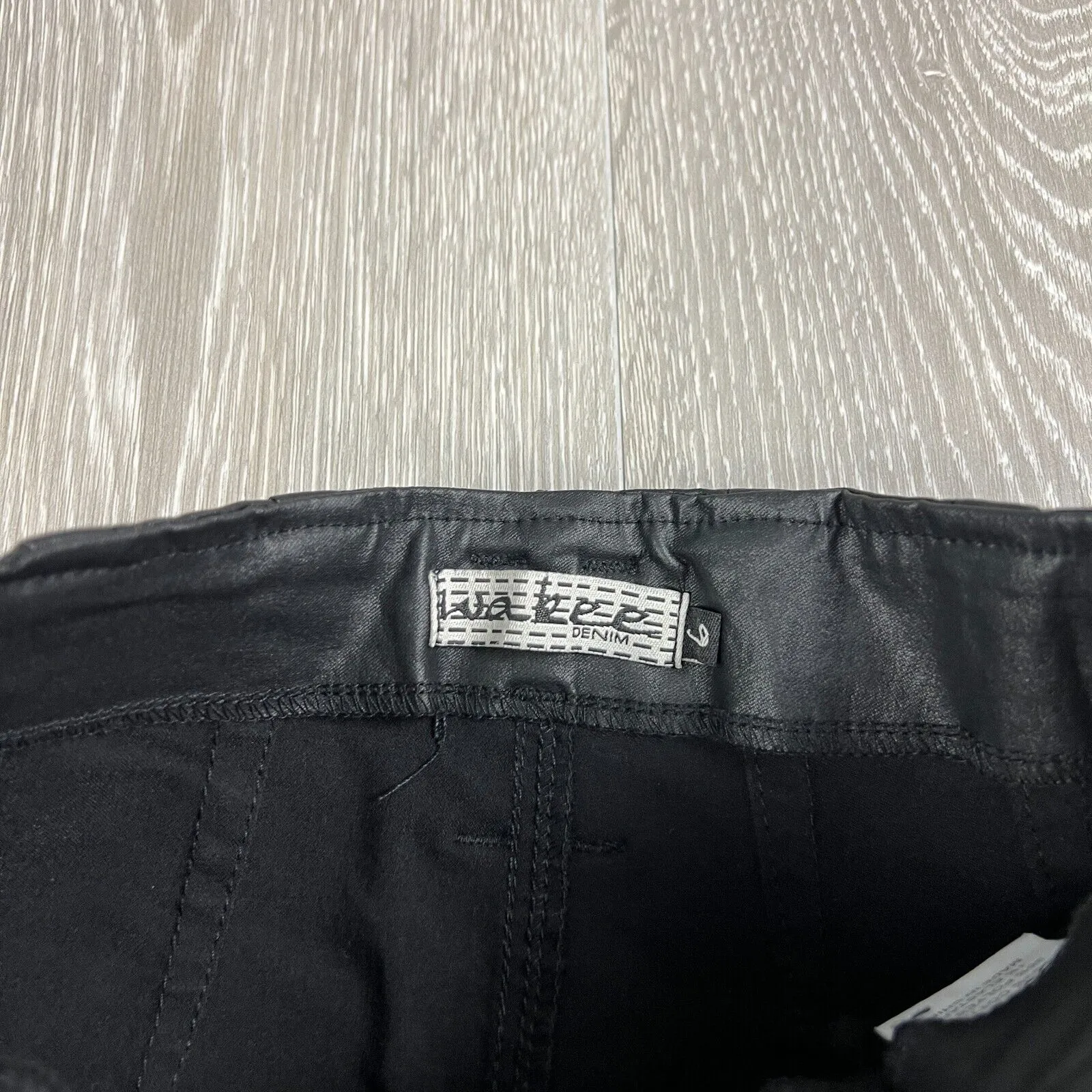 Wakee Denim Womens Black Faux Leather Pants Size 6 (New)