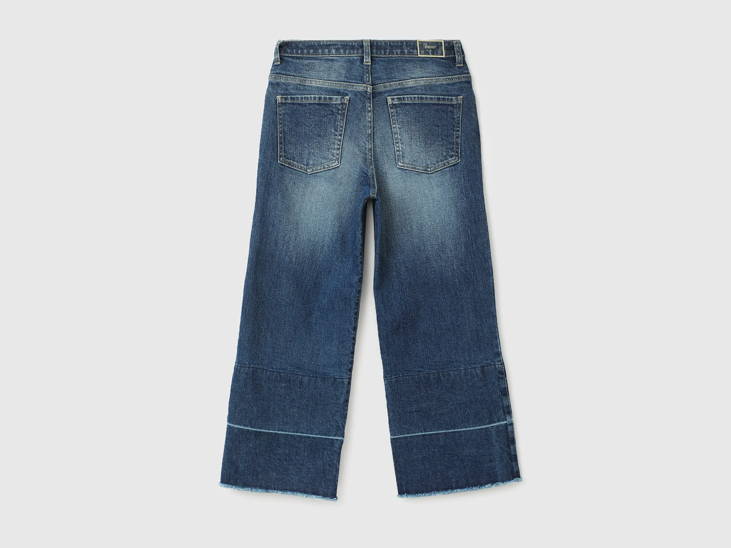 Women Solid Flared Fit Jeans