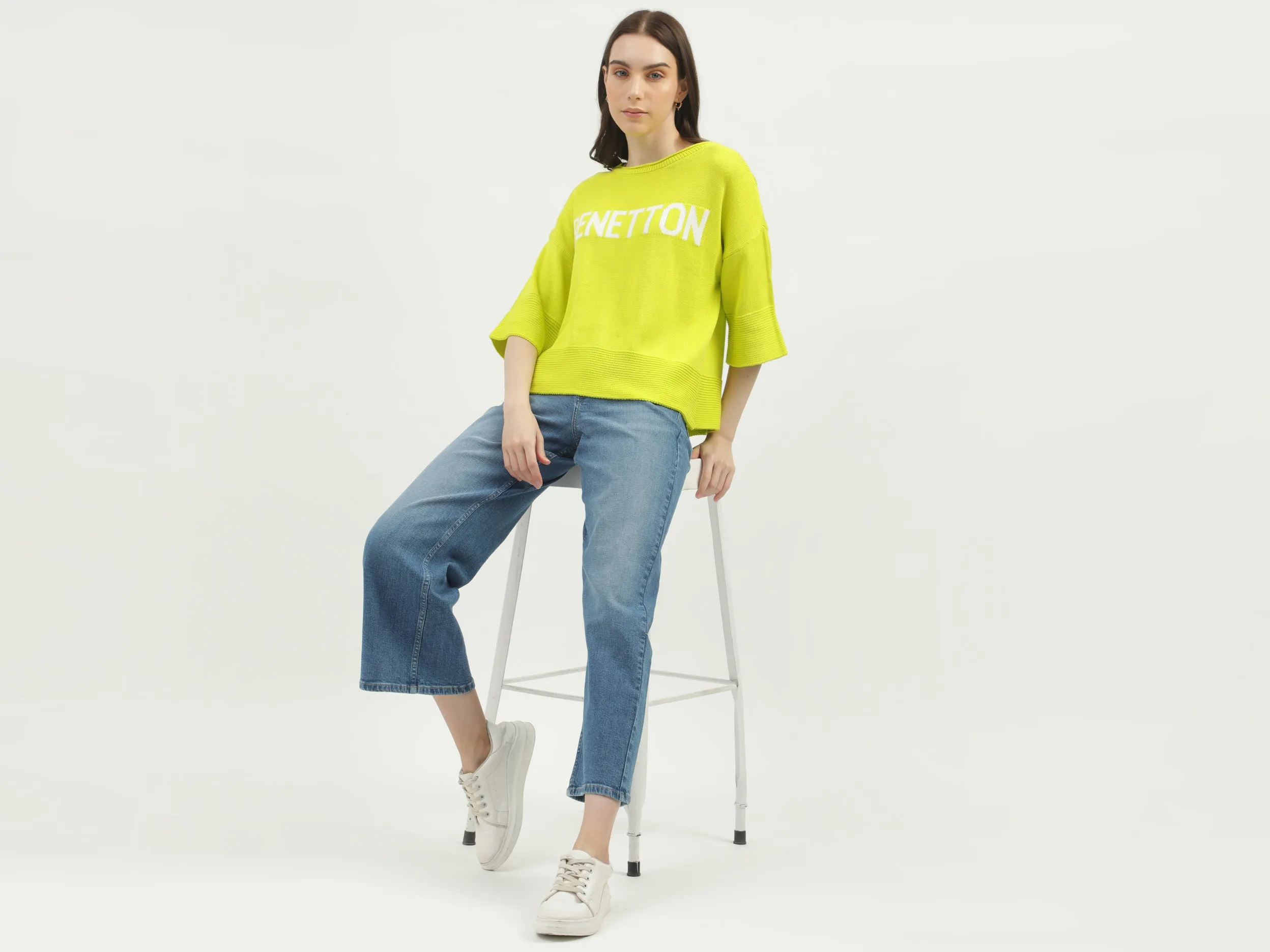 Women's Regular Fit Round Neck Knitted Sweaters